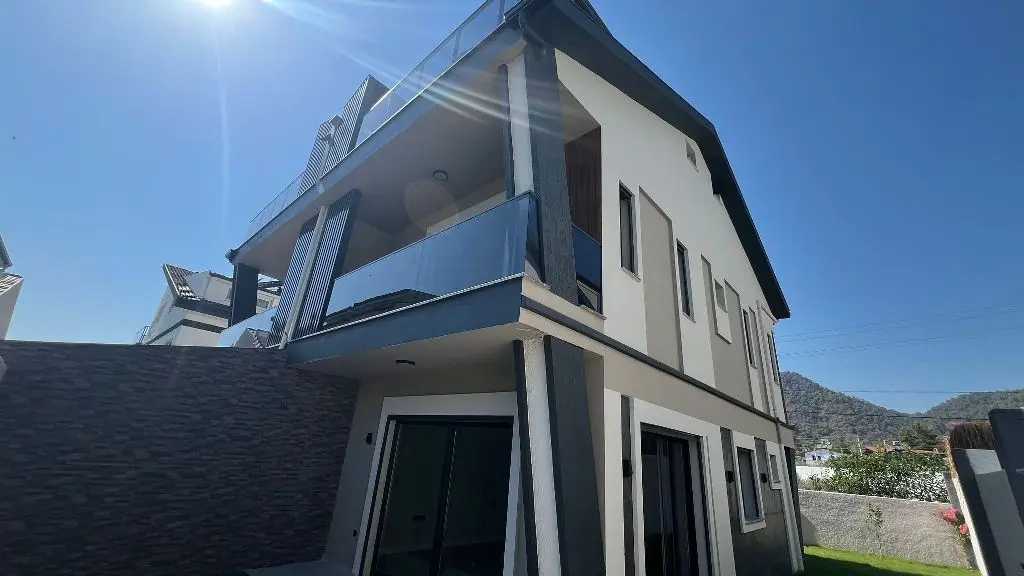 Property in Karagedik